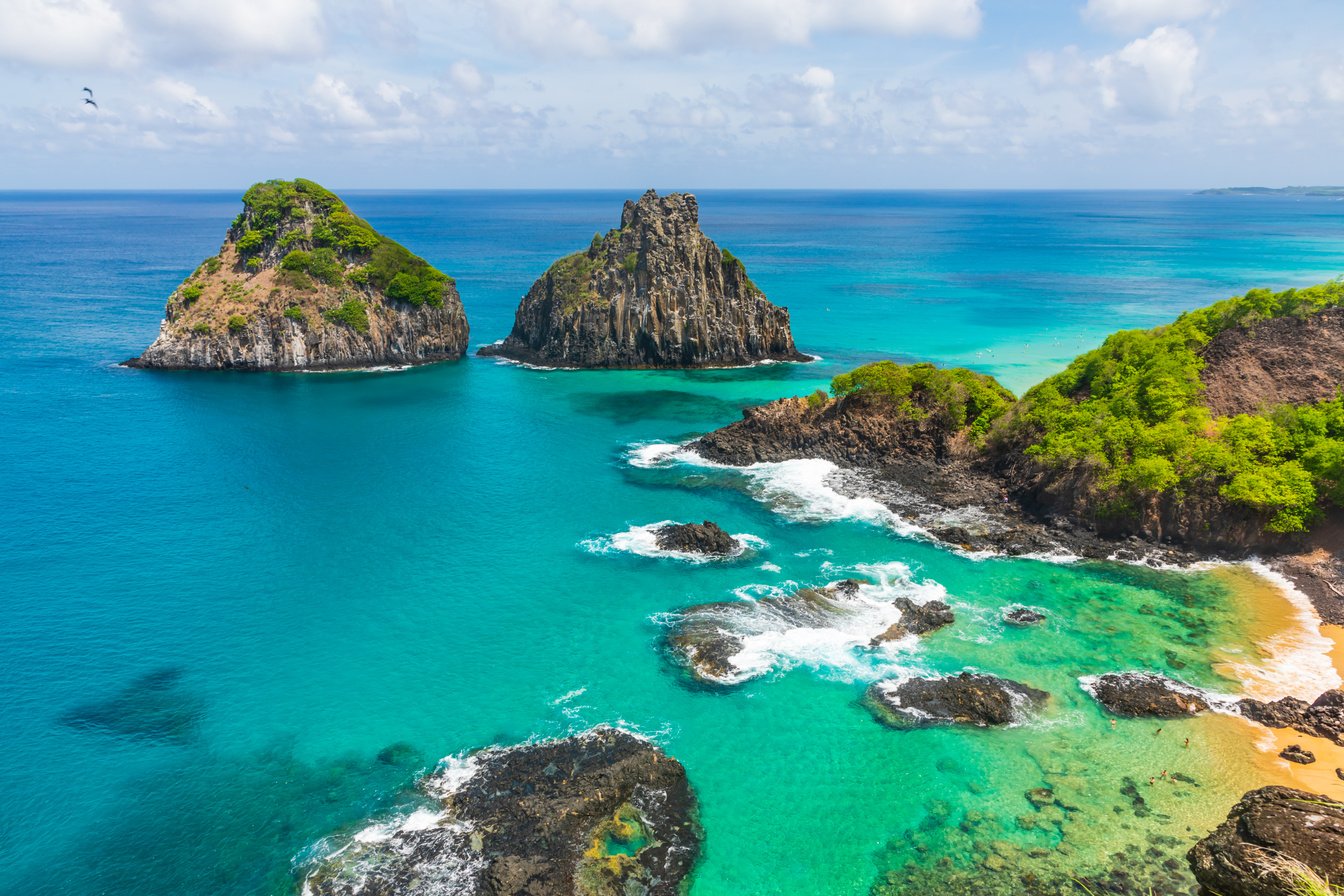 View of Morro dos Dois Irmãos and Baia dos pigs in Fernando de Noronha, Brazil